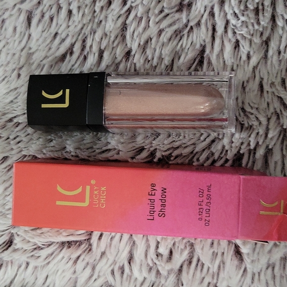 Lucky chick liquid eye shadow - Picture 2 of 2